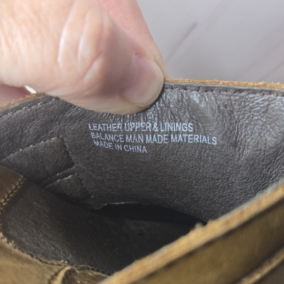 Born Tan Leather Heeled Mules with Buckle Size 7 - Picture 8 of 9